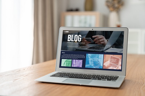 How Review Blogs Help Readers to Know More About Products